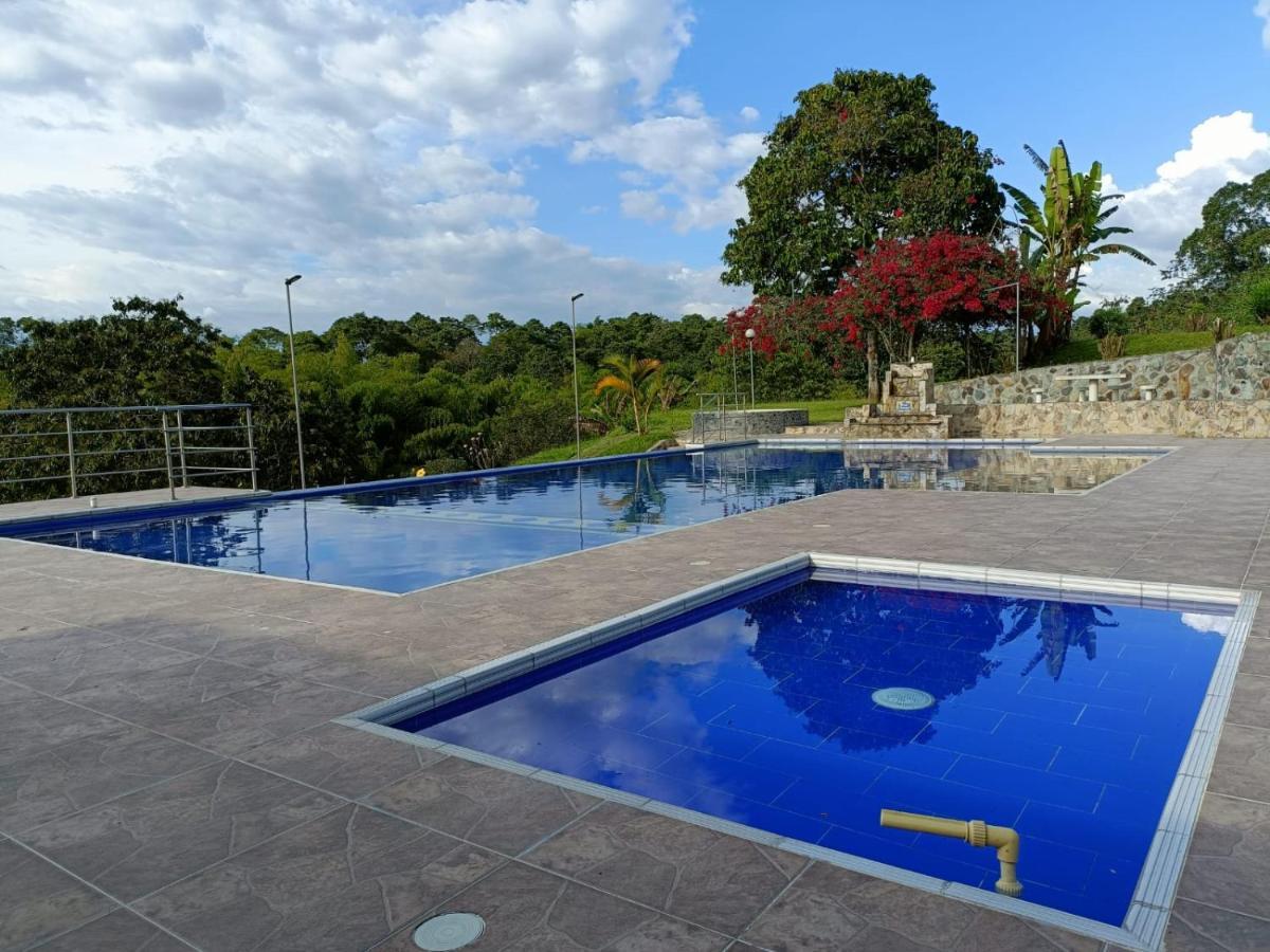 Hotel Campestre Los Mangos 킴바야 외부 사진