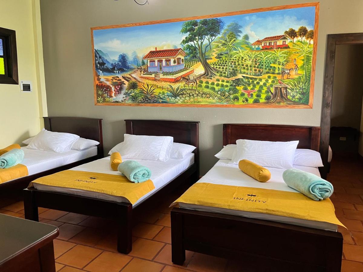 Hotel Campestre Los Mangos 킴바야 외부 사진
