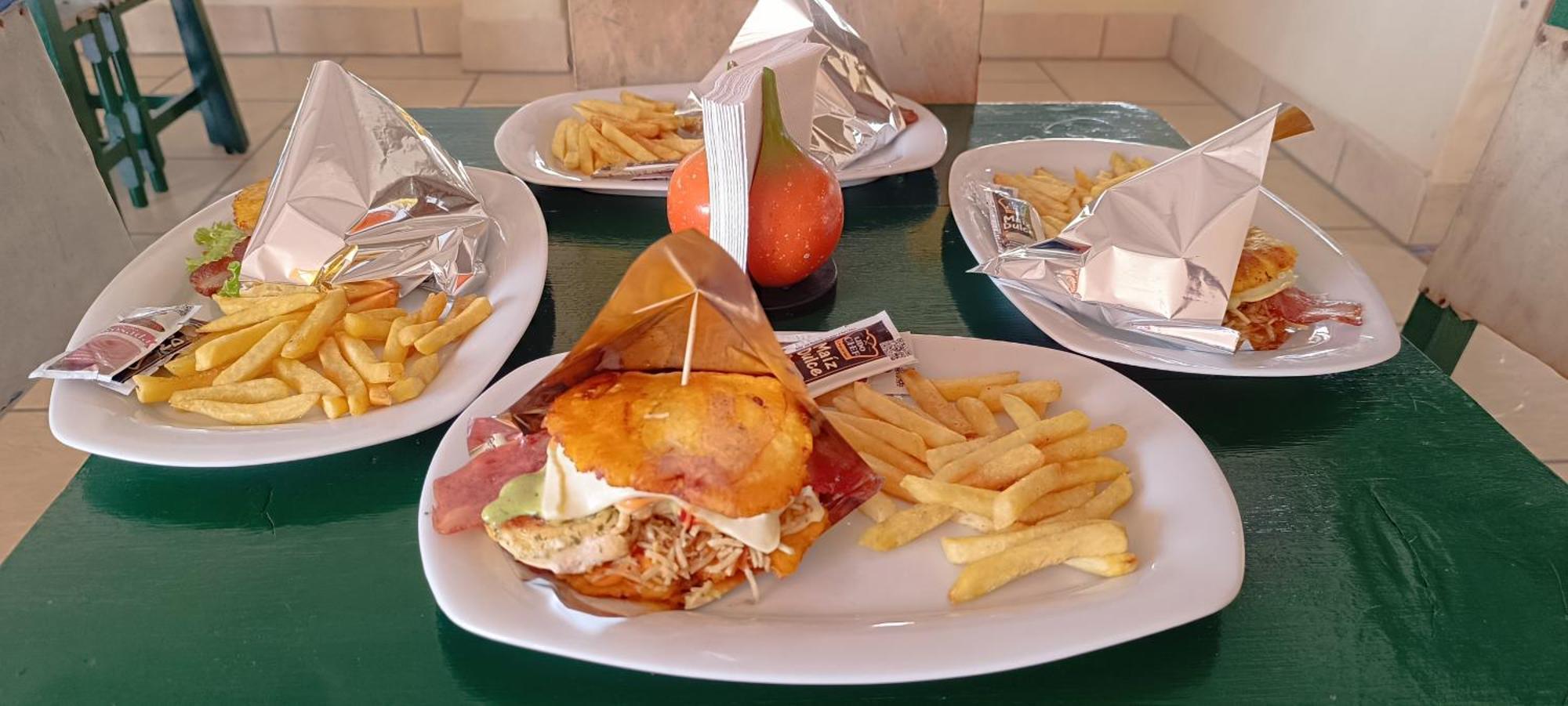 Hotel Campestre Los Mangos 킴바야 외부 사진
