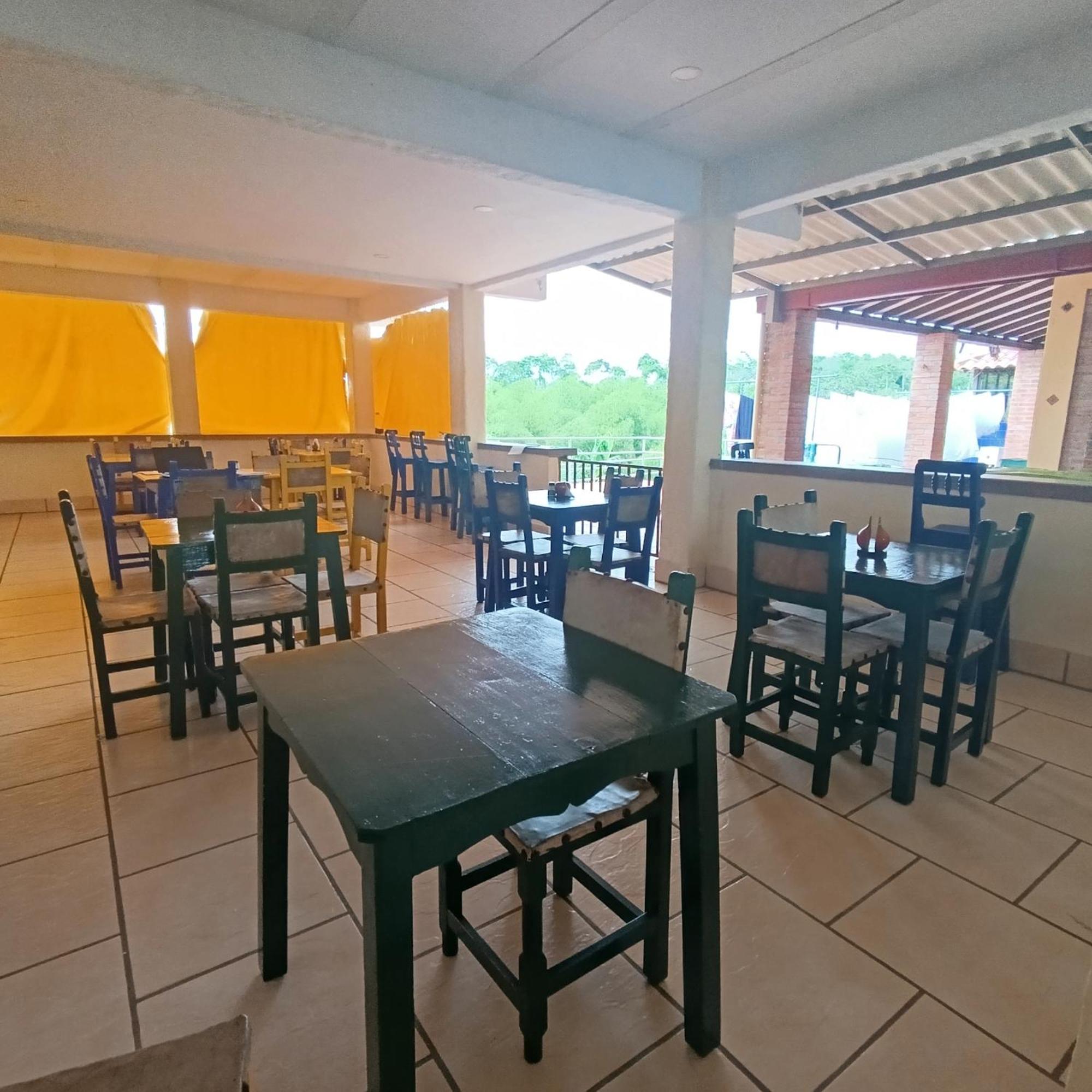 Hotel Campestre Los Mangos 킴바야 외부 사진