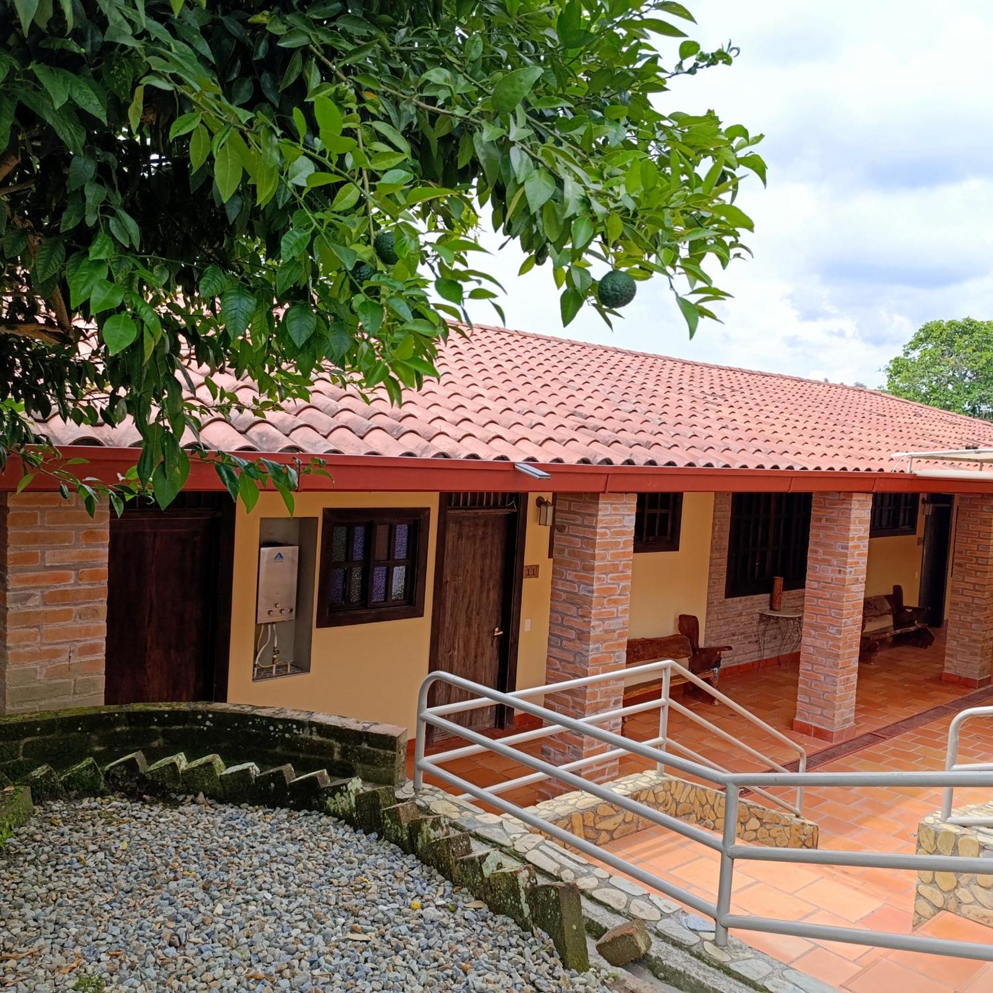 Hotel Campestre Los Mangos 킴바야 외부 사진