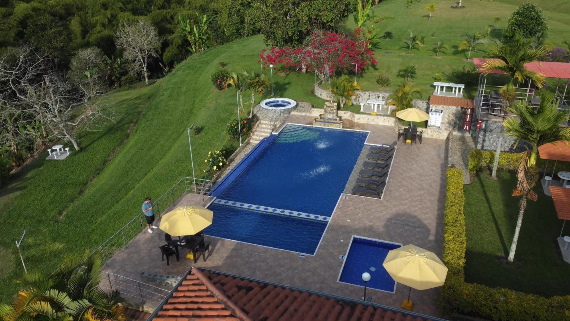 Hotel Campestre Los Mangos 킴바야 외부 사진